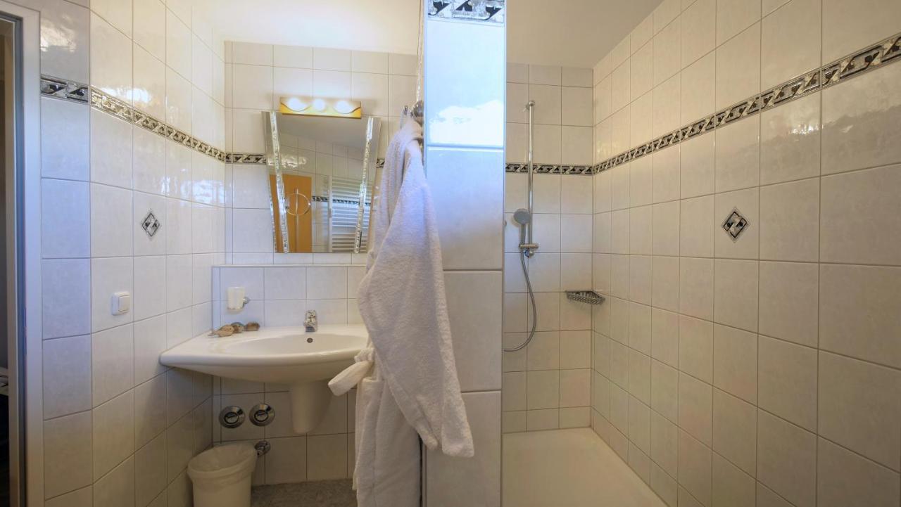 Erlkoenig Gaesteappartements Bad Fussing Exterior photo